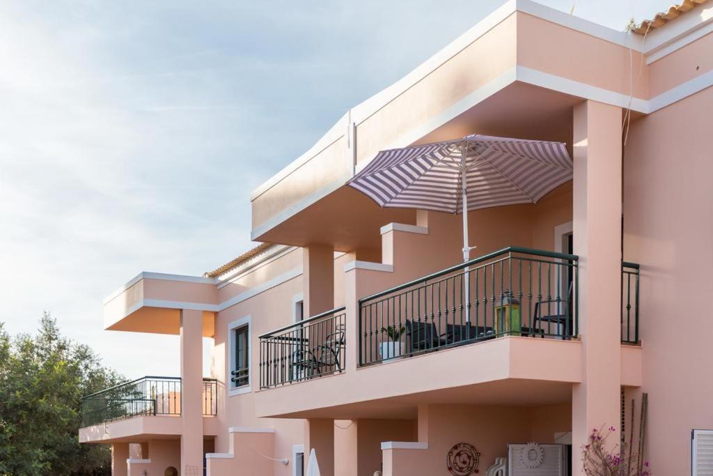 Delfimar Suite Alvor Apartment Екстериор снимка